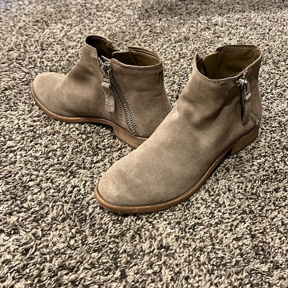 Dolce Vita - taupe suede bootie  size 8